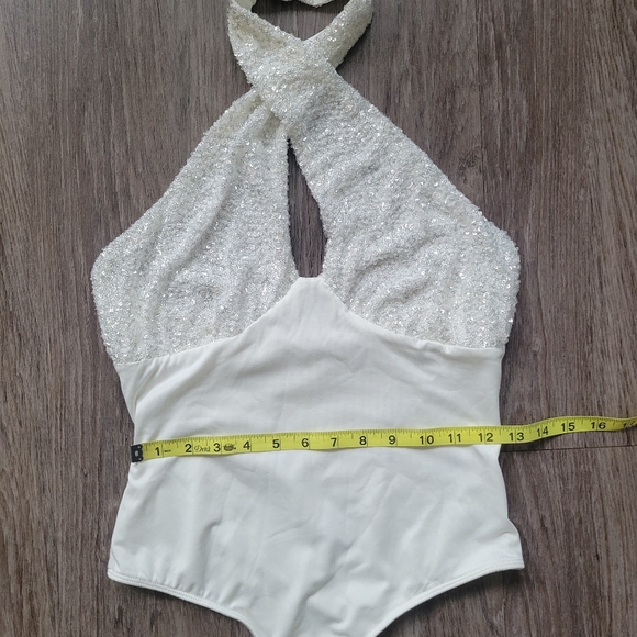 12th Tribe White Sequin Thong Bodysuit Twist Halter Neckline Cut Out Bust Sexy M - Picture 12 of 13